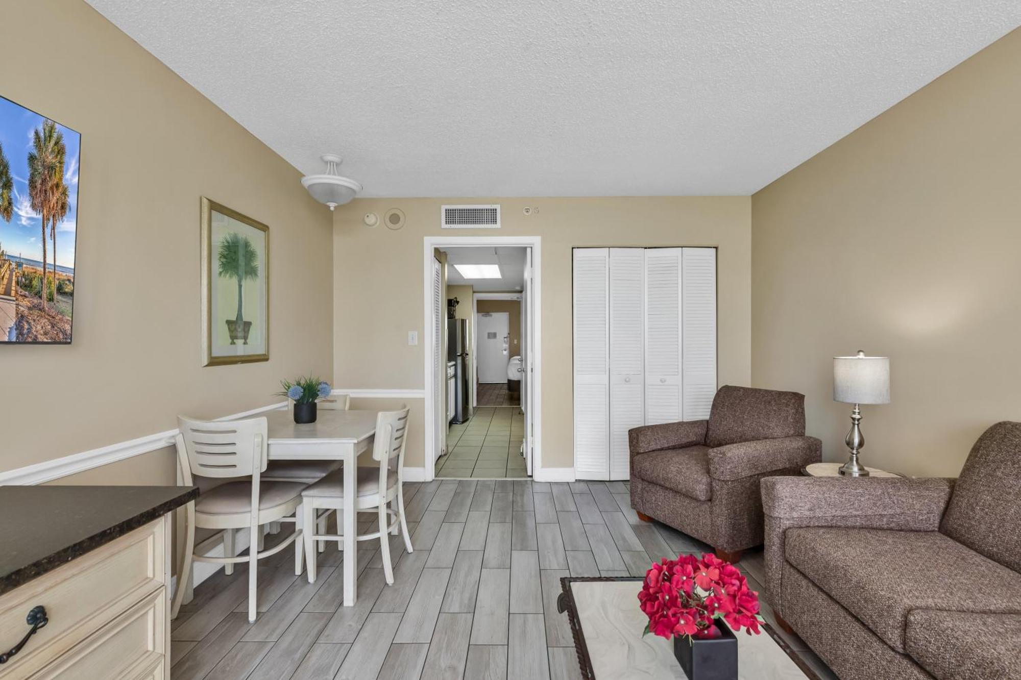 Oceanfront Condo Camelot By The Sea Myrtle Beach Exteriér fotografie